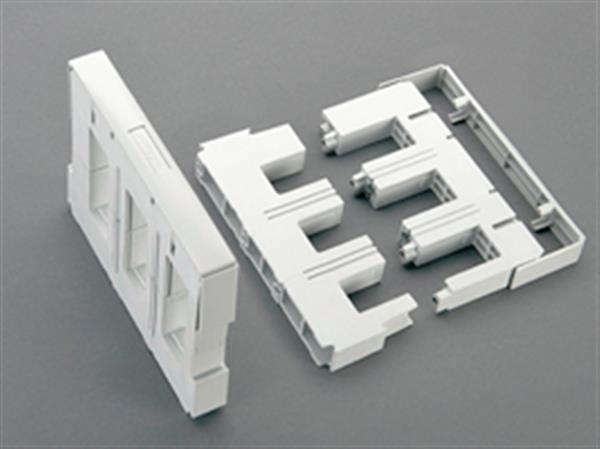 BUSBAR SUPPORT 3-pole, with internal screw holes3